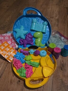 Slimygloop | Slimy Sand Kit Sand Molds Set